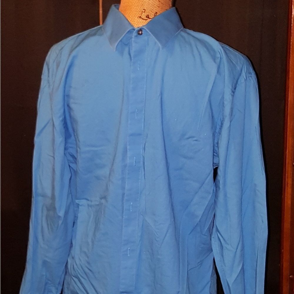 Men's Calvin Klein dress shirt size 34/35